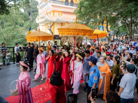 Lễ Hồi quy Cốt Bà Linh Sơn Thánh Mẫu